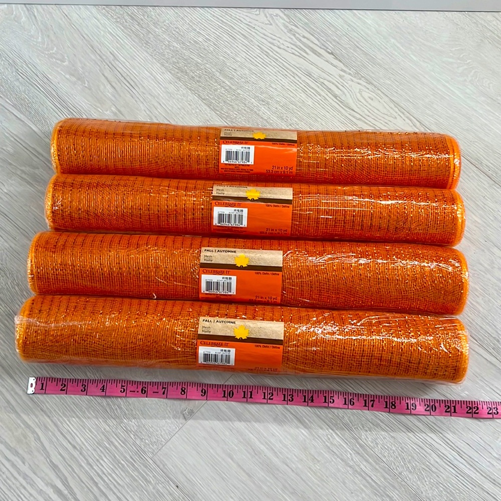 Celebrate It set of 4 orange and metallic Premium Mesh